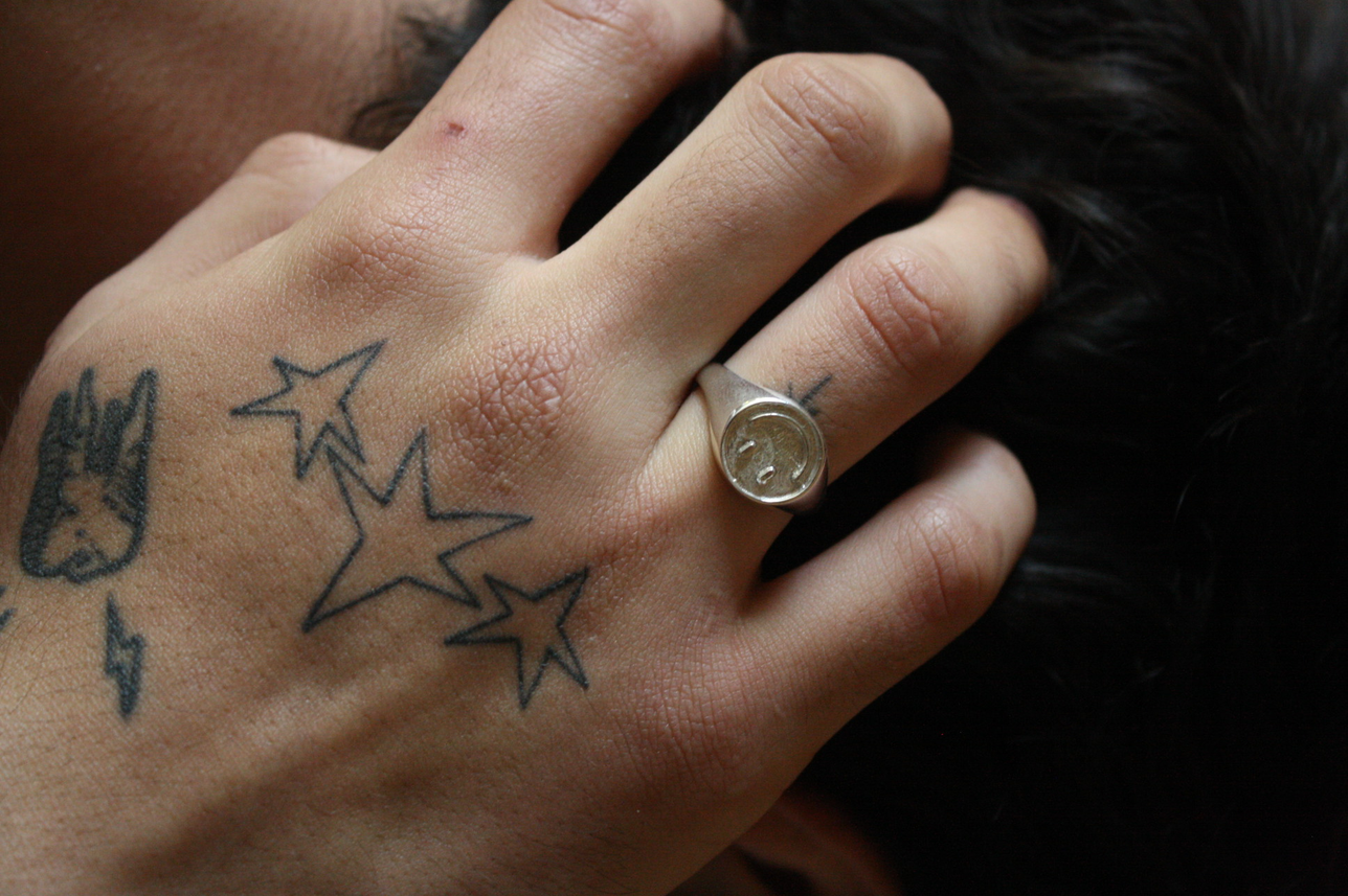 happy / sad ring – mala_estudio